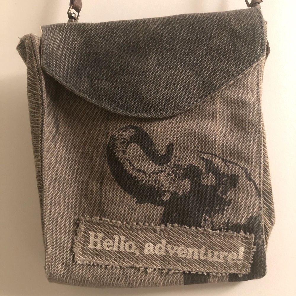 Small travel canvas bag